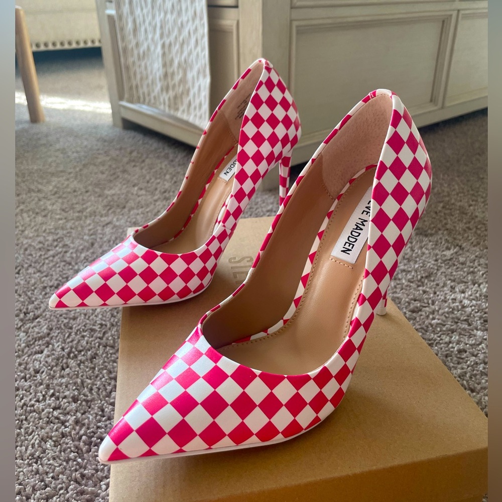 Steve Madden Vala Pumps